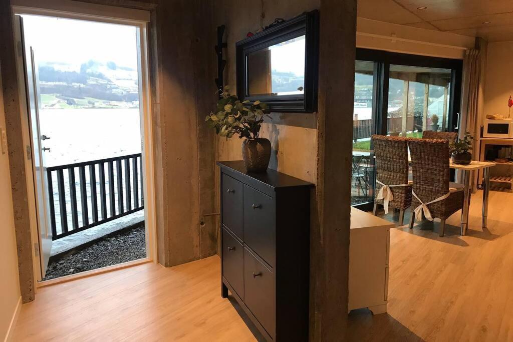 Panoramaresort In Hardangerfjorden Leilighet I Sjokanten Ved Hardangerfjorden For 7 Personer Boat , Sauna,Kajak, Sup For Rent Øystese Εξωτερικό φωτογραφία
